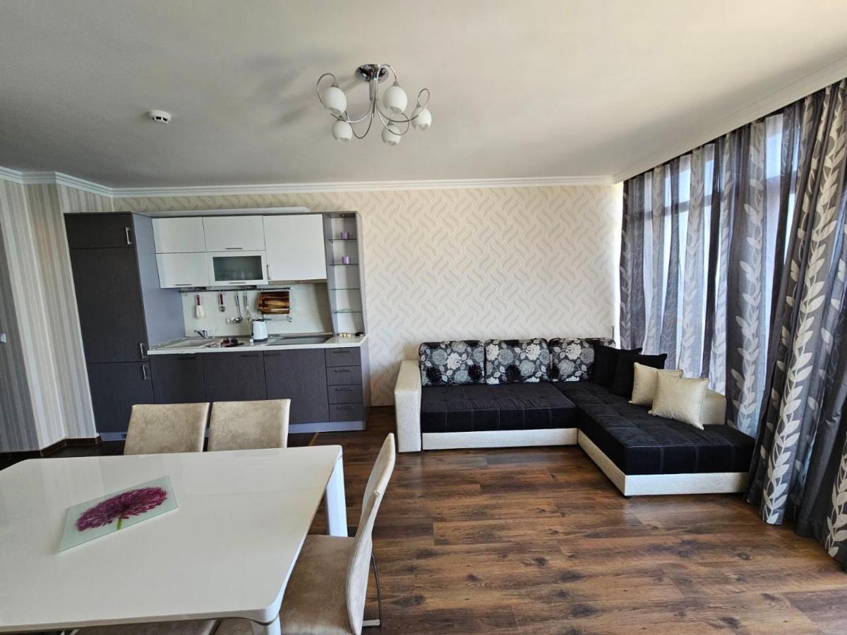 DOLCE DELUXE-Dolce Vita 2 Apart Complex Sveti Vlas Exterior foto